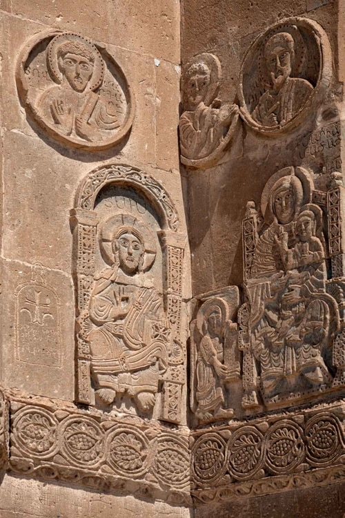 Akdamar_Pantocrator_-p-500