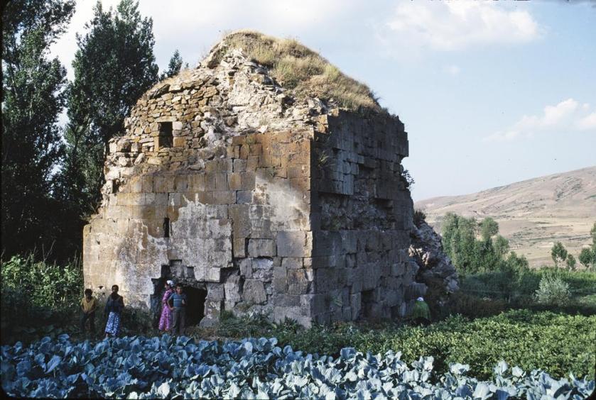 1024_a6b42716-955d-4e9c-b9f9-29fedbf7fbe9